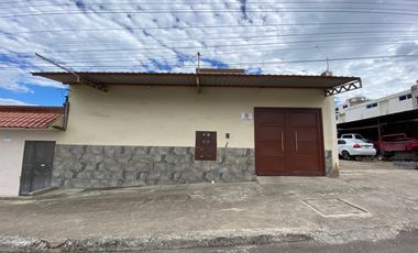 Amplia casa en venta en el centro de Catamayo