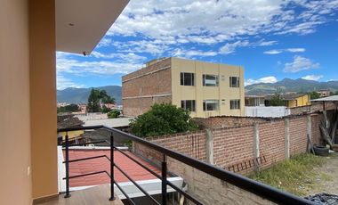 Amplia casa en venta en el centro de Catamayo