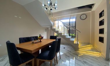 Amplia casa en venta en el centro de Catamayo