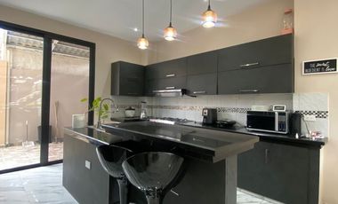 Amplia casa en venta en el centro de Catamayo