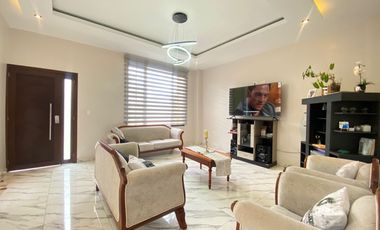 Amplia casa en venta en el centro de Catamayo