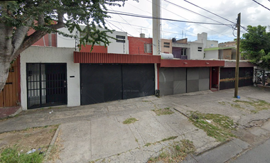 CASA DE RECUPERACIÓN BANCARIA EN CALZ. INDEPENDENCIA NORTE, COL. INDEPENDENCIA, GUADALAJARA . ¡NO SE ACEPTAN CRÉDITOS!