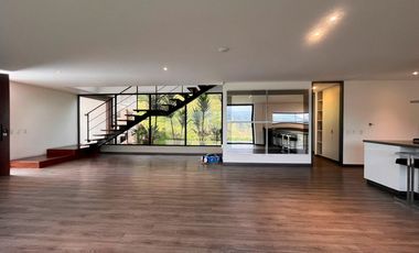 Casa  en  arriendo,  Alto De Palmas, Envigado, Antioquia
