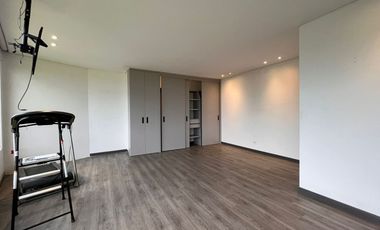 Casa  en  arriendo,  Alto De Palmas, Envigado, Antioquia