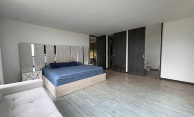 Casa  en  arriendo,  Alto De Palmas, Envigado, Antioquia