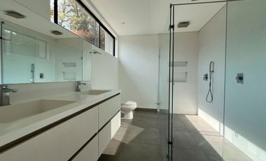 Casa  en  arriendo,  Alto De Palmas, Envigado, Antioquia
