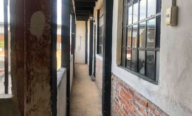 Bodega con Locales Comerciales en Venta – Ubicación Estratégica en Avenida 14 oriente Puebla.