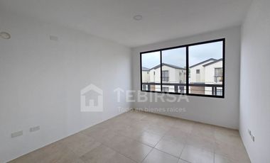 Venta de Casa de 3 dormitorios A ESTRENAR, Urbanización Los Prados I, Km 15 Vía a Salitre.