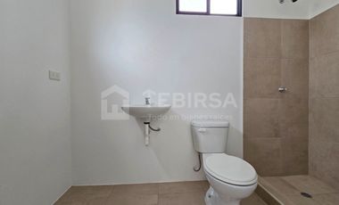 Venta de Casa de 3 dormitorios A ESTRENAR, Urbanización Los Prados I, Km 15 Vía a Salitre.