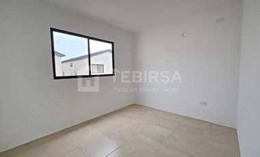 Venta de Casa de 3 dormitorios A ESTRENAR, Urbanización Los Prados I, Km 15 Vía a Salitre.