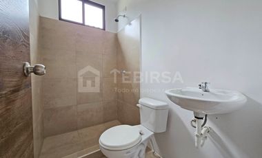 Venta de Casa de 3 dormitorios A ESTRENAR, Urbanización Los Prados I, Km 15 Vía a Salitre.