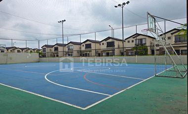 Venta de Casa de 3 dormitorios A ESTRENAR, Urbanización Los Prados I, Km 15 Vía a Salitre.