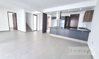 Venta de Moderna Casa en Privada Cerca Walmart Avila Camacho