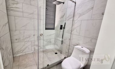 Venta de Moderna Casa en Privada Cerca Walmart Avila Camacho