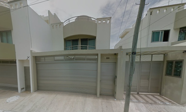 CASA EN VENTA FRANCISCO TELLEZ BAUTISTA, PETROLERA COATZACOALCOS, VERACRUZ