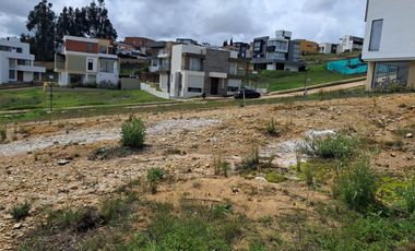 Lote en venta, Mirador del Country, Tunja.