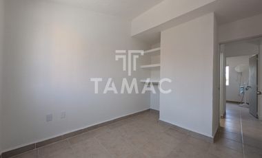 Casa con alberca en fraccionamiento en Emiliano Zapata