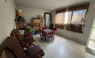 CASA EN VENTA (EXCELENTE UBICACIÓN)