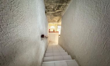 CASA EN VENTA (EXCELENTE UBICACIÓN)