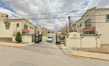 Casa en Arandilla, Urbi Villa del Rey, Méx. ¡No créditos!
