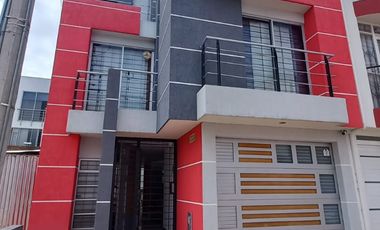 SE VENDE CASA BARRIO LAS QUINTAS TUNJA