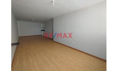 Venta De Departamento En 5To Piso Con Ascensor Cond.Oasis De Piura ID: 1139888
