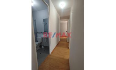 Venta De Departamento En 5To Piso Con Ascensor Cond.Oasis De Piura ID: 1139888