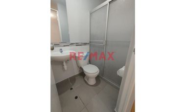Venta De Departamento En 5To Piso Con Ascensor Cond.Oasis De Piura ID: 1139888