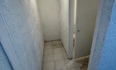 Renta de Local Comercial en Viveros de la Loma Sobre Periférico Enfrente de Mundo E