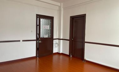 Oficina en arriendo en Las Nieves