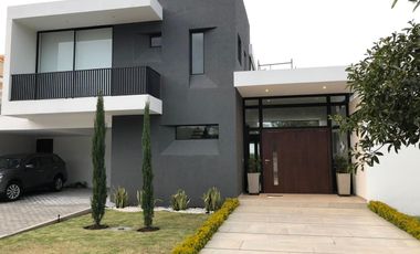 LOS CHILLOS, estrene propiedad de lujo con piscina, 1000m2 terreno y 386m2 construcción