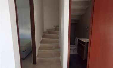 VENTA CASA EN CONJUNTO CERRADO SECTOR EL CISNE - H.I