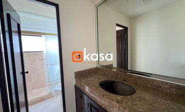 Quinta en Venta en Residencial Bugambilias, Carretera Nacional.