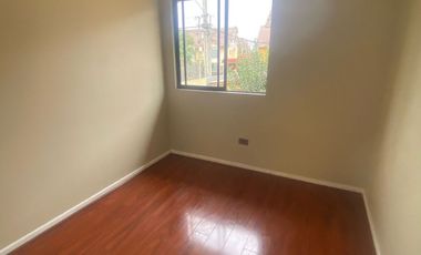 Casona nororiente 4 D 3b Sala estar, Cocina equipada, logia, quincho y caldera.