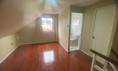 Casona nororiente 4 D 3b Sala estar, Cocina equipada, logia, quincho y caldera.