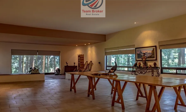 HERMOSA PROPIEDAD EN VENTA EN MEDIO DEL BOSQUE, 4,310 M2 DE TERRENO, 2,215 M2 DE CONSTRUCCION