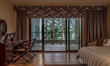 HERMOSA PROPIEDAD EN VENTA EN MEDIO DEL BOSQUE, 4,310 M2 DE TERRENO, 2,215 M2 DE CONSTRUCCION