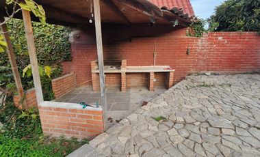 Concón Sur, Casa 4 dormitorioe, jardín, estacionamientos
