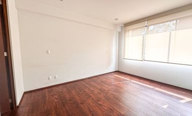 Venta de Casa condominio en la del Valle con roof y terraza privado