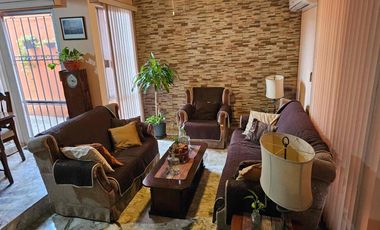 VENTA Casa en Residencial Anahuac  cerca de parque en San Nicolás de los Garza NL