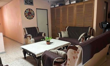 VENTA Casa en Residencial Anahuac  cerca de parque en San Nicolás de los Garza NL