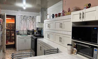 VENTA Casa en Residencial Anahuac  cerca de parque en San Nicolás de los Garza NL