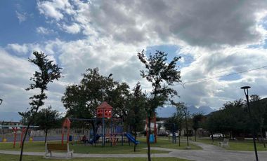 VENTA Casa en Residencial Anahuac  cerca de parque en San Nicolás de los Garza NL