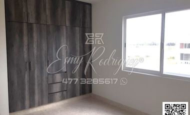 CASA EN RENTA, MAYORAZGO, AMUEBLADA, 3 REC, FRENTE ÁREA VERDE, PRIVADA CON VIGILANCIA