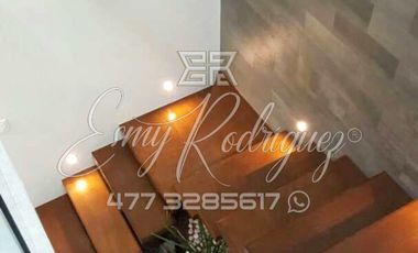 CASA EN RENTA, MAYORAZGO, AMUEBLADA, 3 REC, FRENTE ÁREA VERDE, PRIVADA CON VIGILANCIA