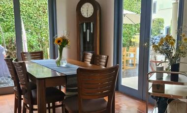 VENDO LINDA Y EXCLUSIVA CASA EN LA ENCANTADA DE VILLA - CONDOMINIO - 4 DORMITORIOS - TERRAZA - JARDÍN - 2 COCHERAS