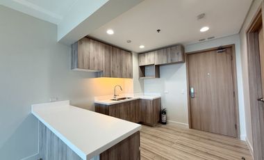 Maple at Verdant Tower - 2 Bedroom with 2 Parking slots FOR LEASE
