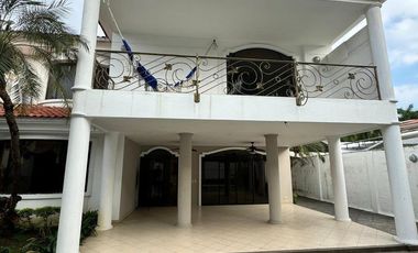 🏡 Venta de Casa en Urbanización Palmar del Río – Vía a Samborondón, Km 3.5