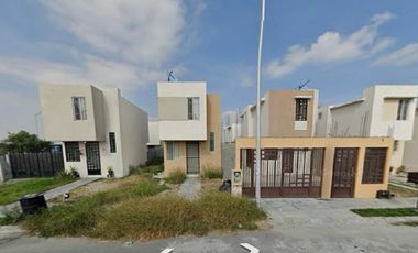 Casa En Remate Bancario En Construcción, Valle De Santa María, Nuevo Leon