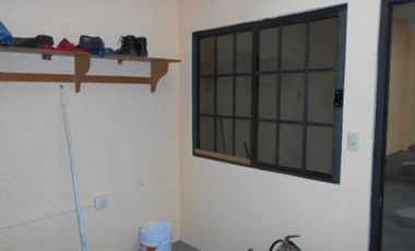 VENDO BODEGA A UNOS PASOS DE LA VÍA MORELOS
